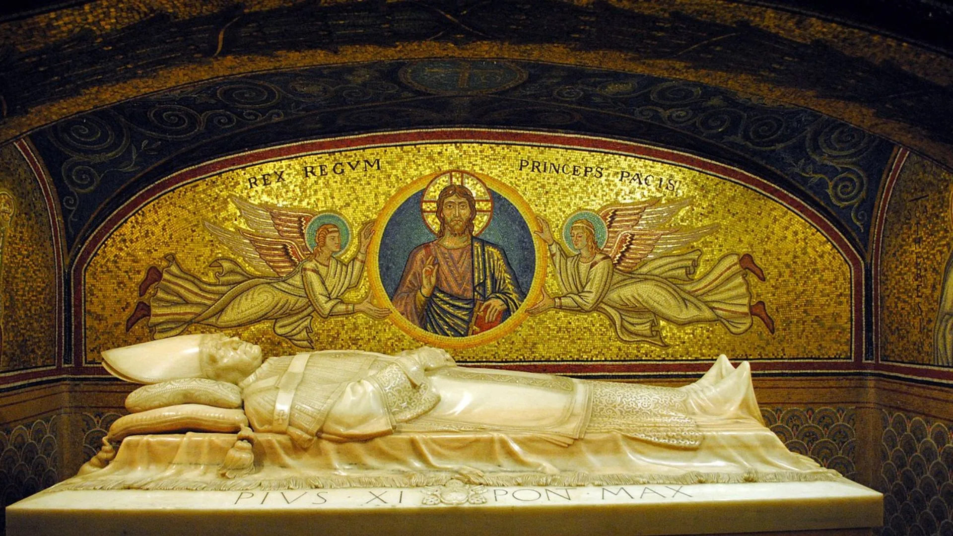 Grobowiec Piusa XI w Grotach Watykańskich