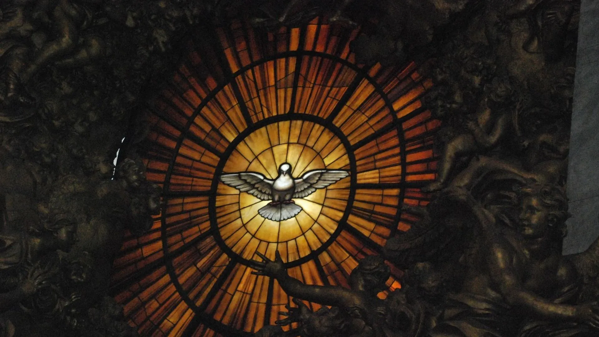 Witraż w Bazylice św. Piotra