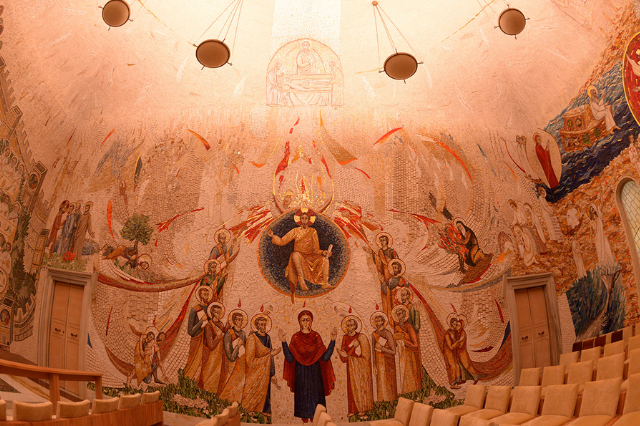 kaplica Redemptoris Mater. Źródło: infoans.org